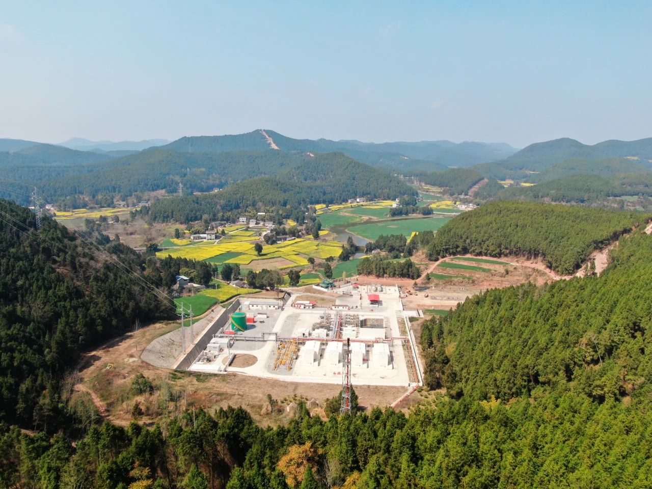 中石油西南分公司領導赴洛克成都八角場項目調(diào)研20240315211459.jpg