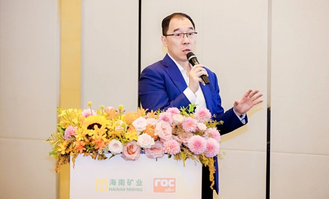 海南礦業(yè)總裁滕磊榮獲董事會“金圓桌獎”-最具領(lǐng)導(dǎo)力CEO
